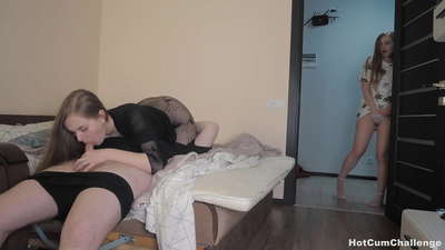 ಅಶ್ಲೀಲತೆಯನ್ನು ಇಣುಕಿ ನೋಡುವುದು